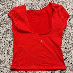 ALO Yoga Vibrant Red Short Sleeve Tee